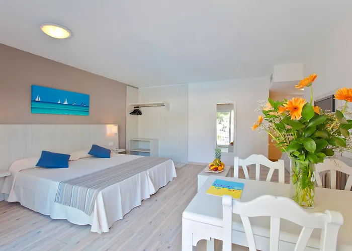 Hotel Club Es Talaial
